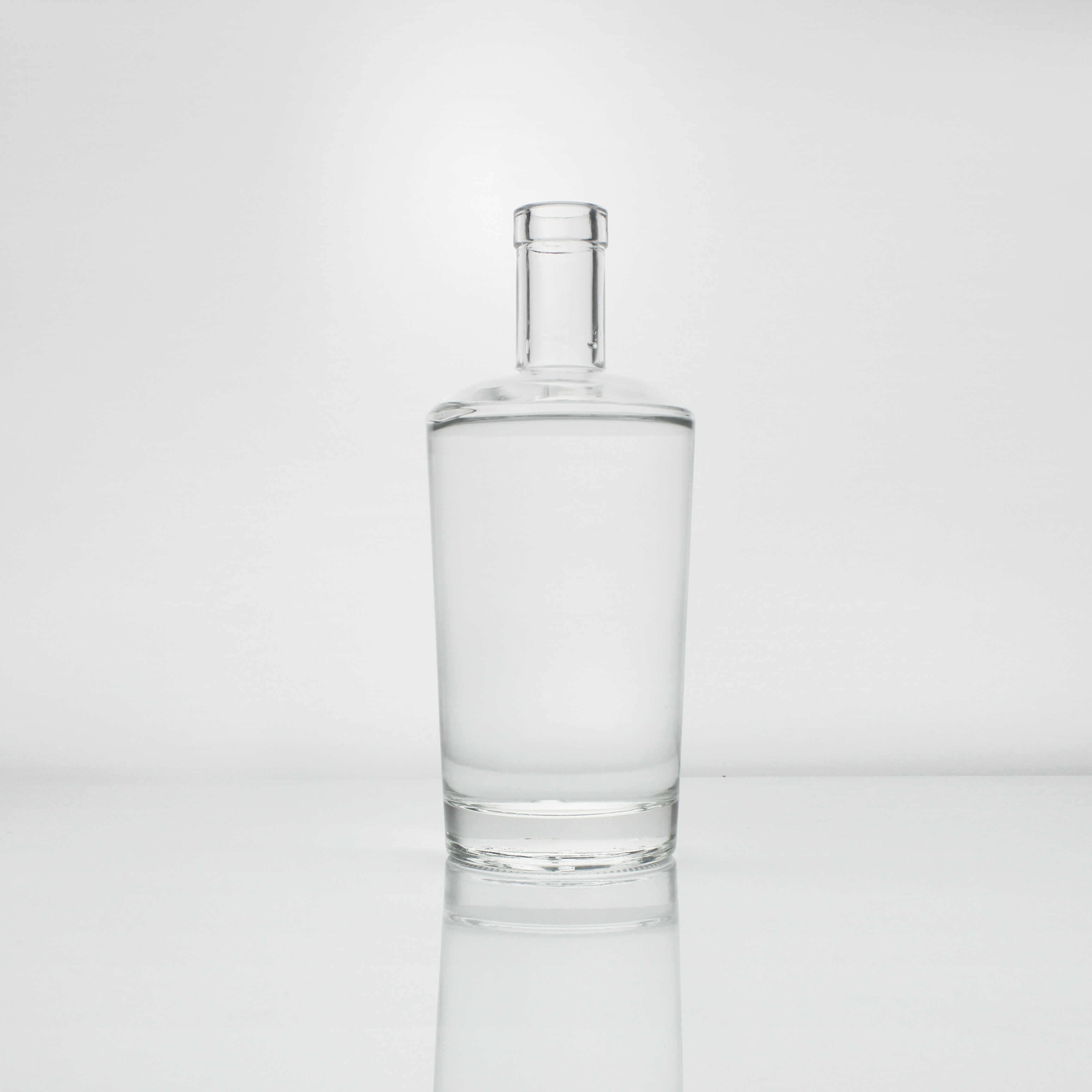 Sample Available Super Flint 750ml Spirit Bottle